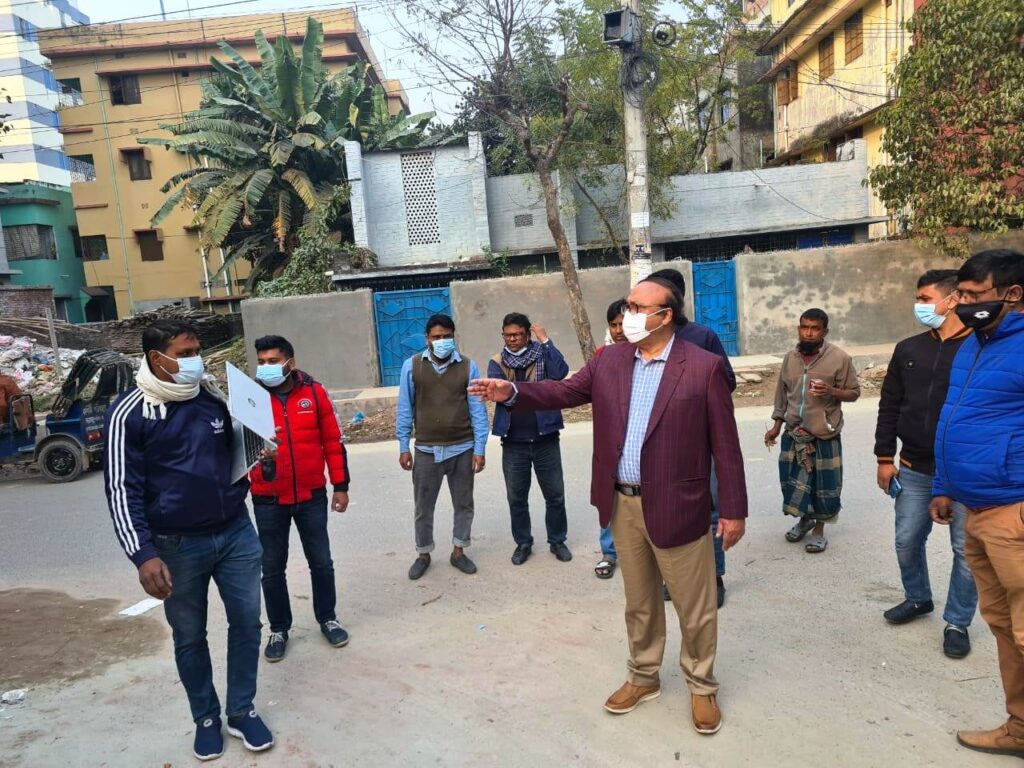 নগরীর ১৪নং ওয়ার্ডের উন্নয়ন কাজ পরির্দশনে মেয়র লিটন