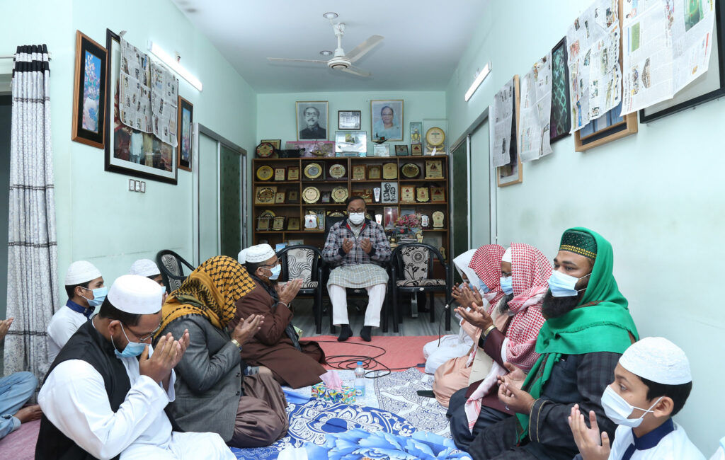 জাহানারা জামানের ৫ম মৃত্যুবার্ষিকী স্মরণে দোয়া মাহফিল