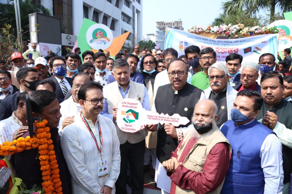 রাসিককে অত্যাধুনিক অ্যাম্বুলেন্স উপহার দিয়েছে ভারত