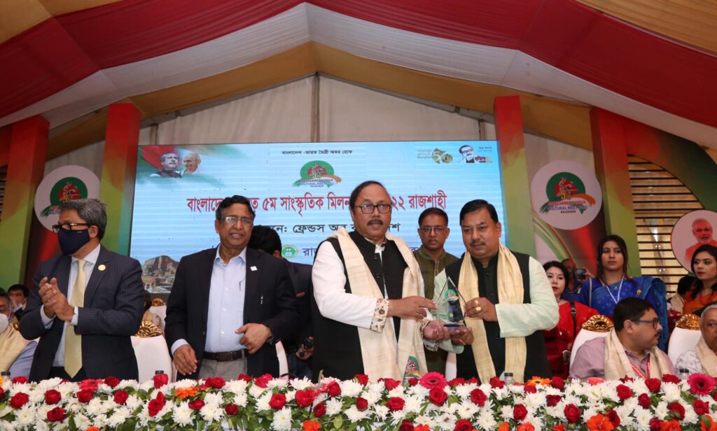 বাংলাদেশ-ভারত মিলনমেলা: ভারতীয় অতিথিদের নাগরিক সংবর্ধনা প্রদান