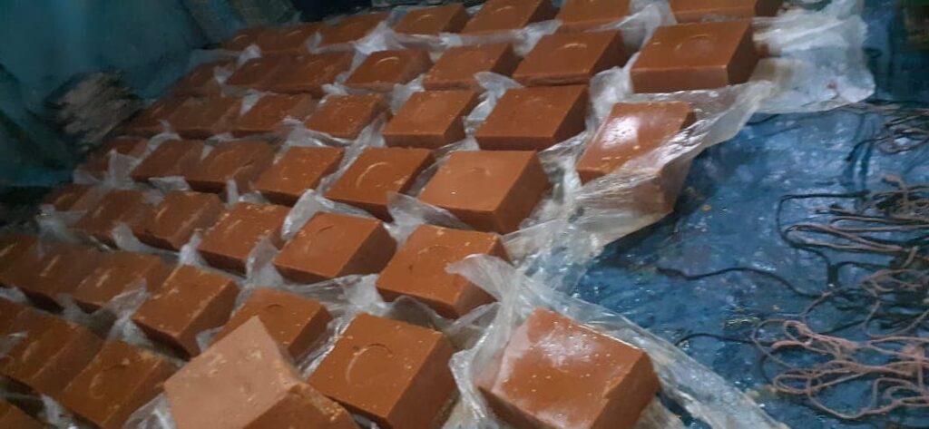 রাজশাহীর বাঘায় ১ হাজার কেজি ভেজাল গুড় জব্দ