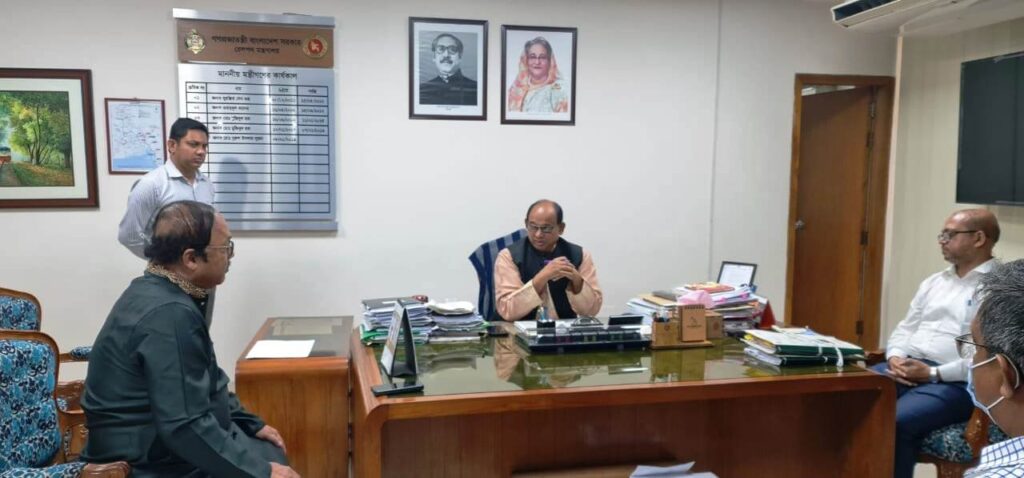 রাজশাহী-কোলকাতা সরাসরি ট্রেন চালু করতে রেলমন্ত্রীকে ডিও দিলেন রাসিক মেয়র