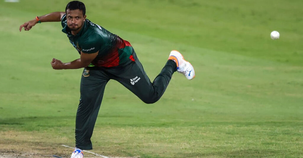 র‍্যাংকিংয়ে আট ধাপ এগোলেন সাকিব