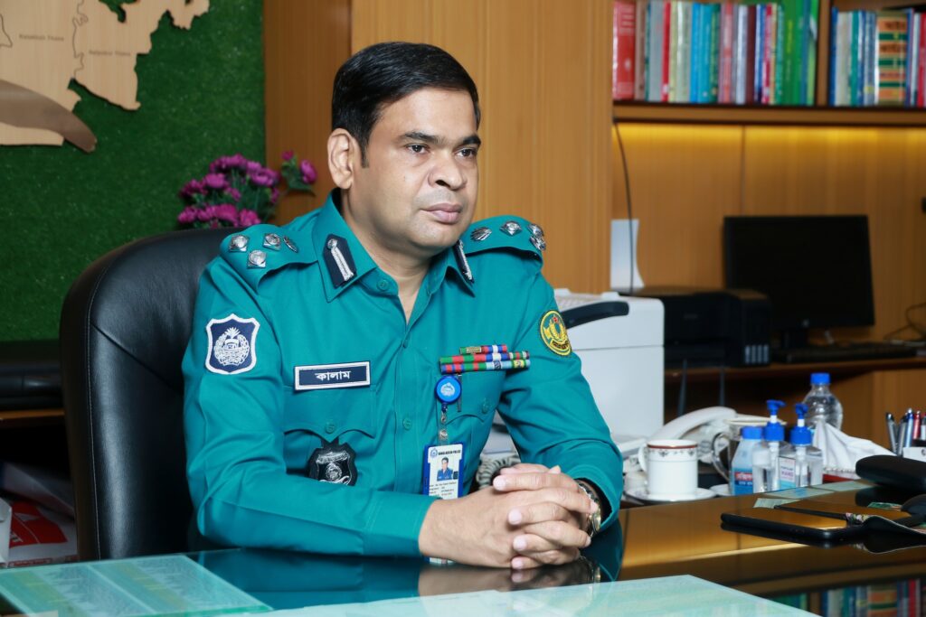 আরএমপি কমিশনারসহ ঊর্ধ্বতন ৭ কর্মকর্তাকে বদলি