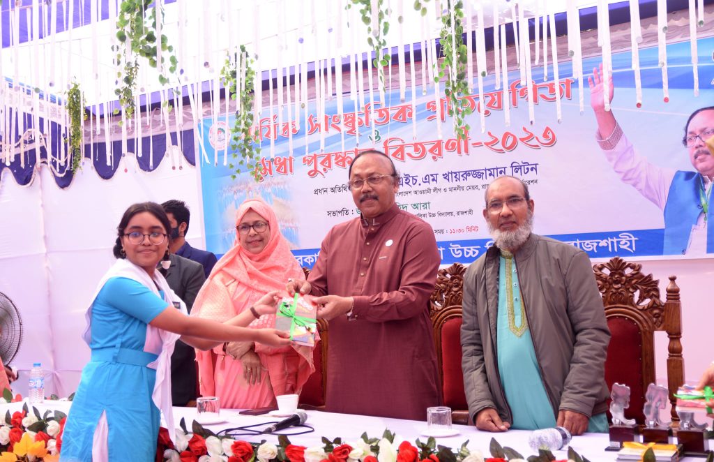 দেশে নারী শিক্ষার ক্ষেত্রে ব্যাপক উন্নয়ন হয়েছে: রাসিক মেয়র