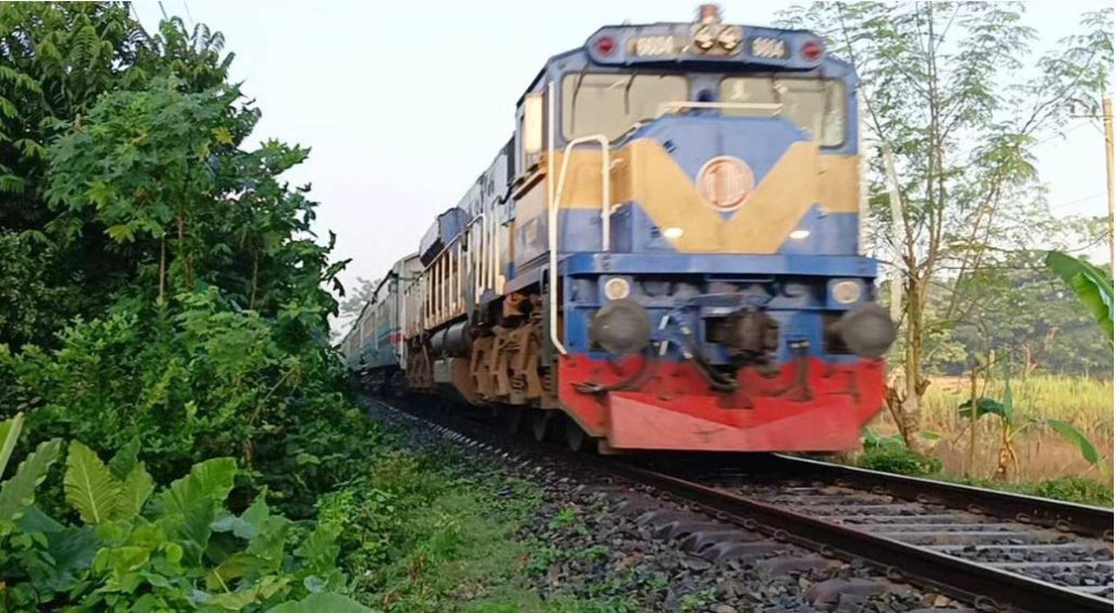 আরও ৪টি ট্রেনের ছুটি বাতিল