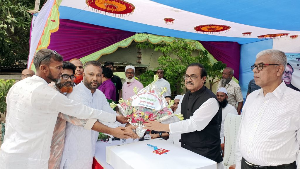 রাণীনগরে আওয়ামীলীগ নেতাকে গণ সংবর্ধনা