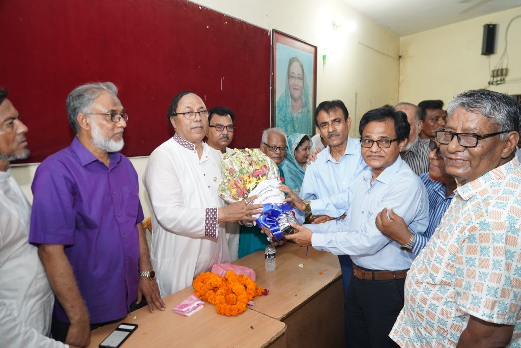 সংবর্ধিত হলেন পুনরায় নির্বাচিত রাসিক মেয়র লিটন