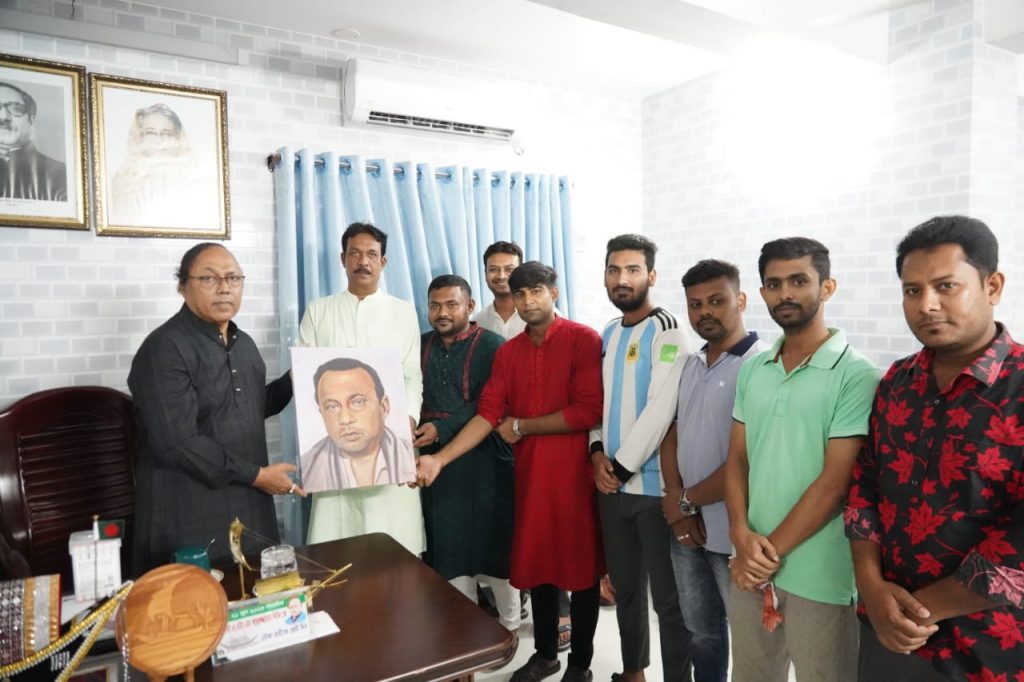 পুনঃনির্বাচিত মেয়র খায়রুজ্জামান লিটনকে ফুলেল শুভেচ্ছা জ্ঞাপন