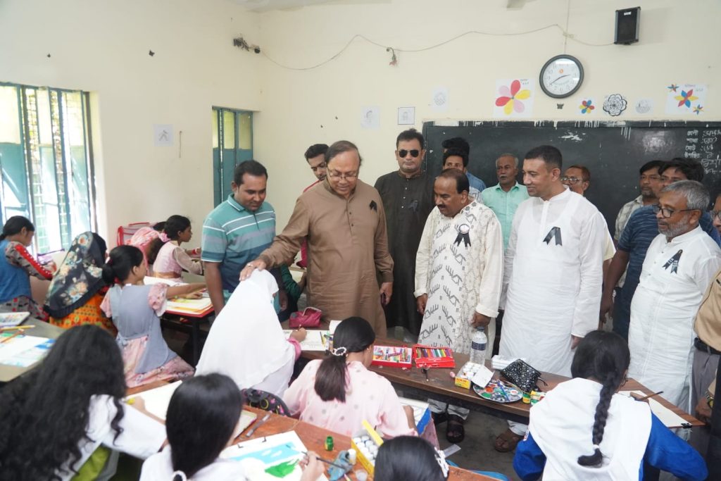 শোক দিবস উপলক্ষে রাজশাহীতে শিশুদের রচনা ও চিত্রাঙ্কন প্রতিযোগিতা