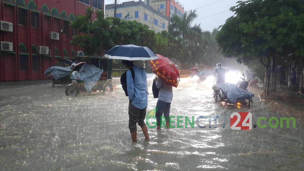 আগামী পাঁচদিনে ক্রমান্বয়ে বাড়তে পারে বৃষ্টিপাত