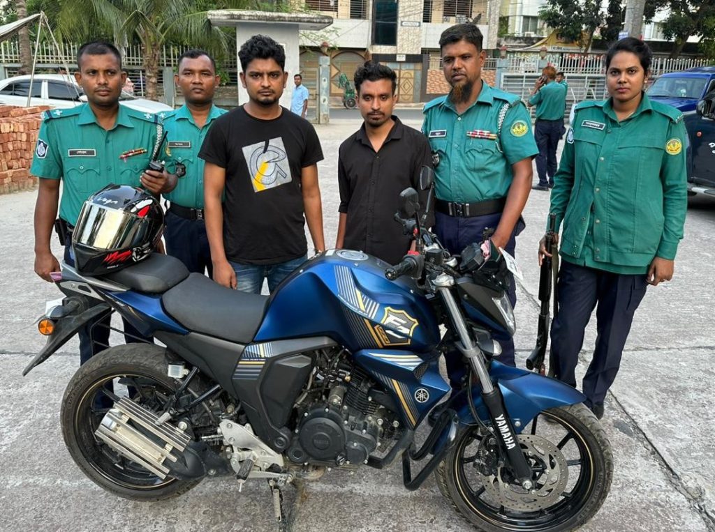 রাজশাহীতে চোরাই মোটরসাইকেল উদ্ধার, গ্রেফতার দুই