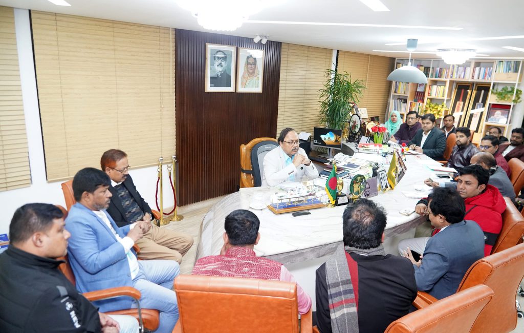 নগরীর উন্নয়ন কর্মকাণ্ড নিয়ে প্রকৌশলীদের সাথে রাসিক মেয়রের মতবিনিময়
