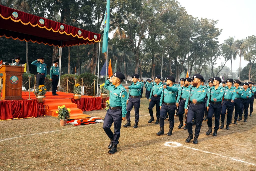 আরএমপি’র মাস্টার প্যারেড অনুষ্ঠিত