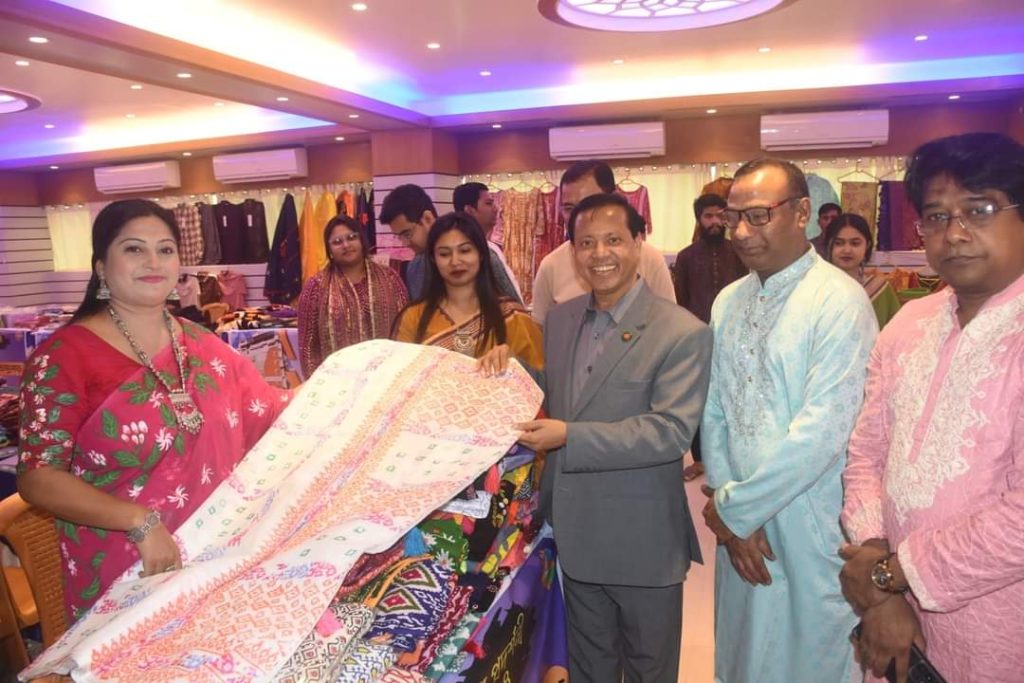 রাজশাহী চেম্বারের উদ্যোগে সদস্য উদ্যোক্তাদের নিয়ে দুই দিনব্যাপী পণ্য প্রদর্শনী অনুষ্ঠিত